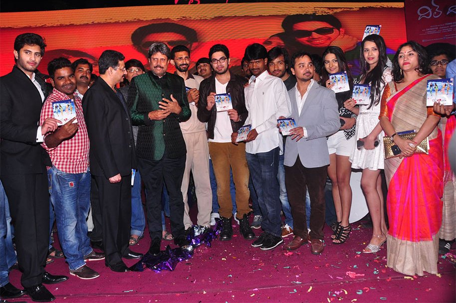 Dil-Deewana-Audio-Launch-by-Kapil-Dev